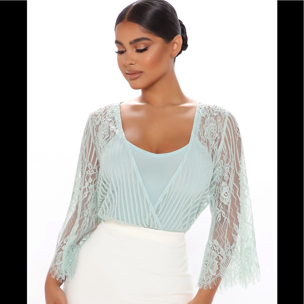Haute Monde *Nude* Lace 3/4 Flowy Sleeve Bodysuit